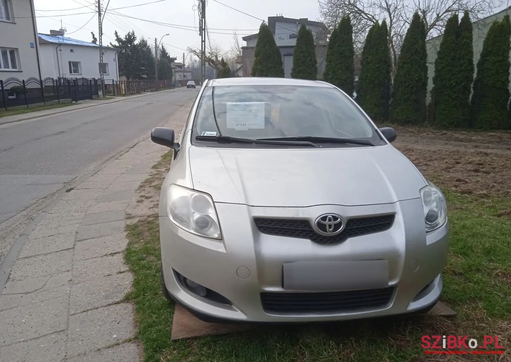 2007' Toyota Auris 1.4 D-4D Luna photo #4