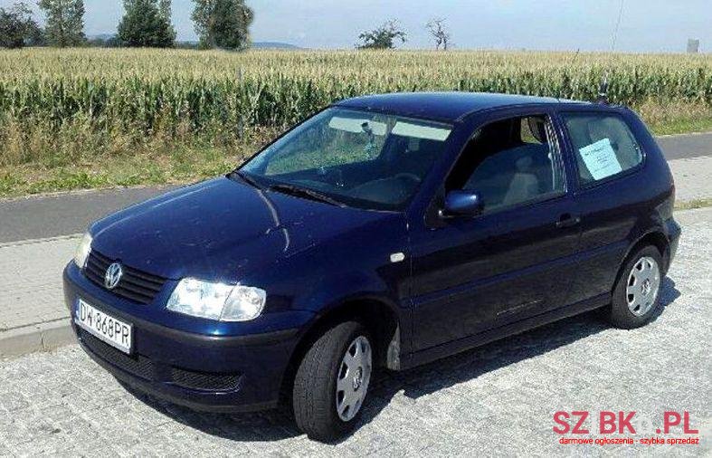 1999' Volkswagen Polo photo #2