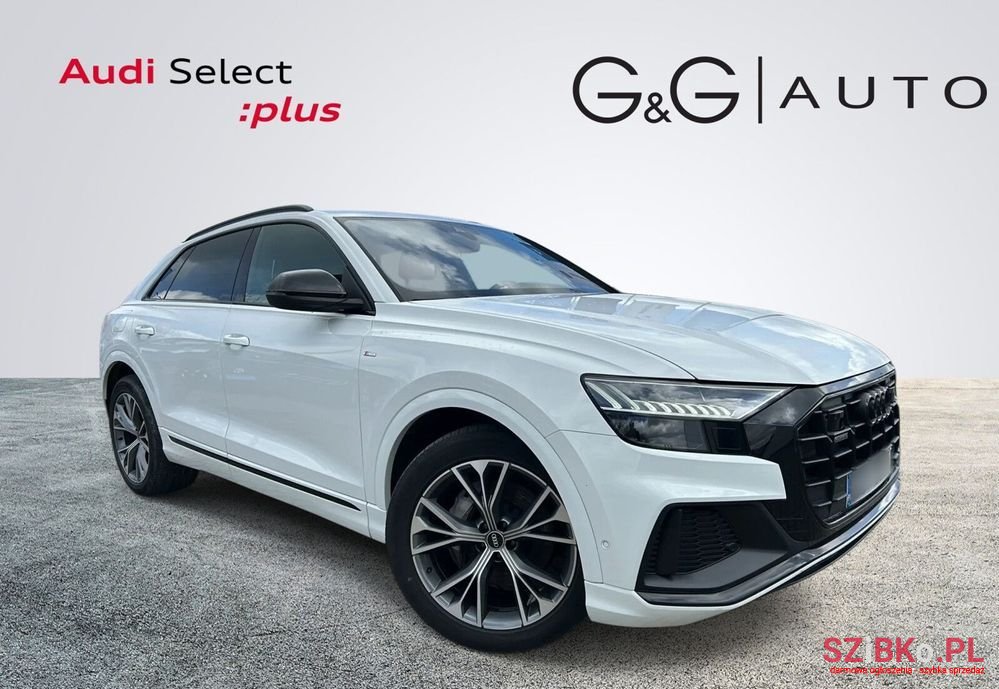 2021' Audi Q8 photo #2