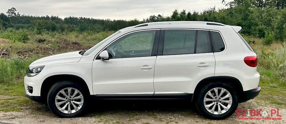 2012' Volkswagen Tiguan photo #4