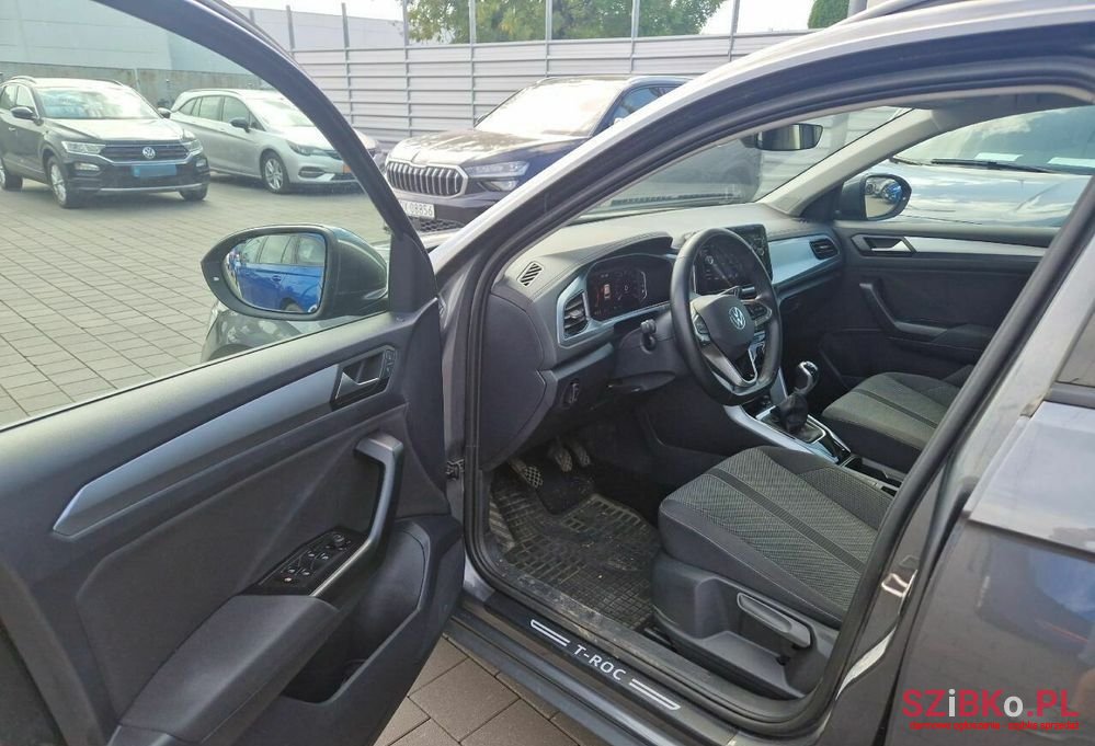 2022' Volkswagen T-Roc 1.5 Tsi Life photo #5