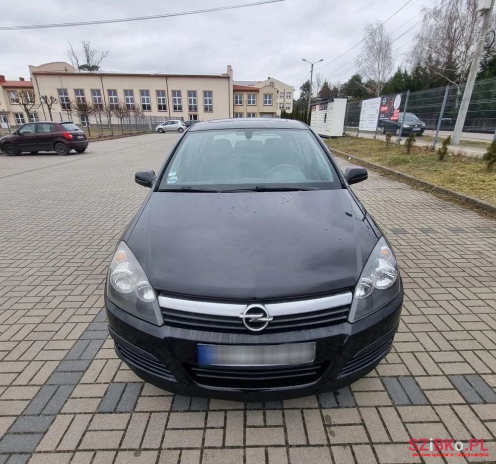 2004' Opel Astra photo #2