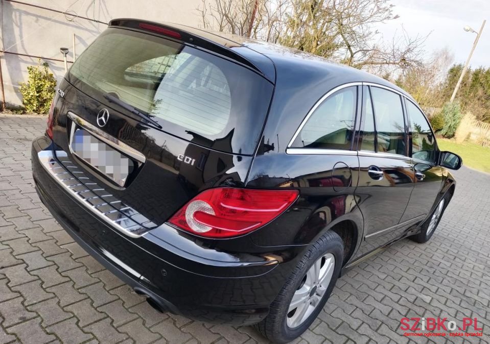 2008' Mercedes-Benz Klasa R photo #4