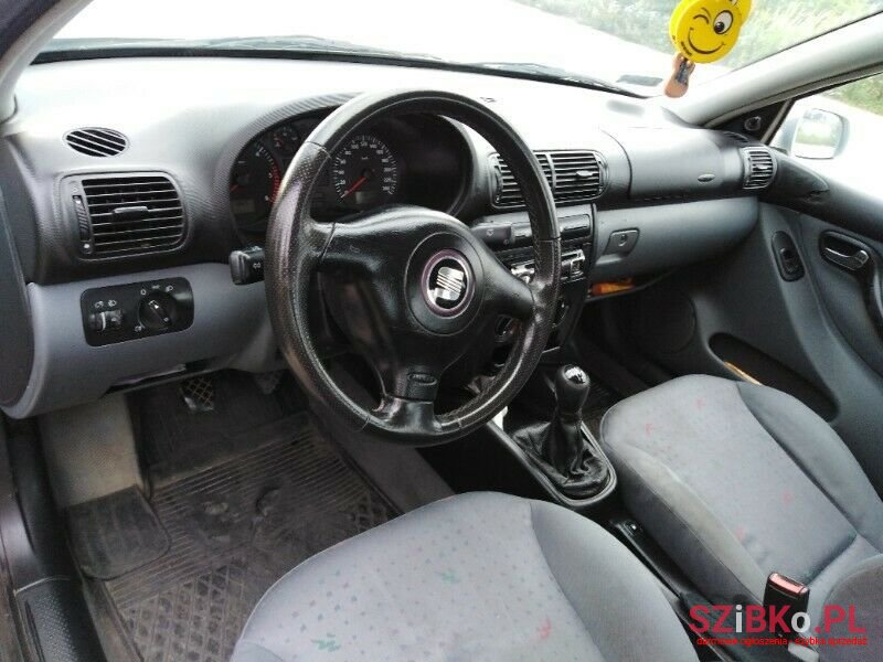 1999' SEAT Toledo photo #3