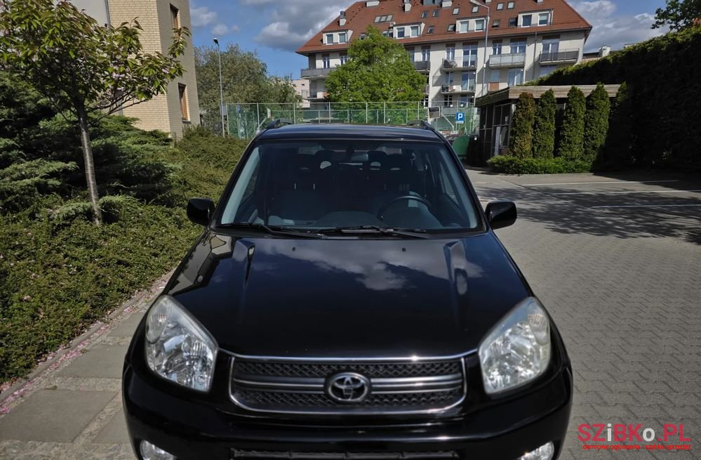 2005' Toyota RAV4 2.0 4X4 Executive photo #2