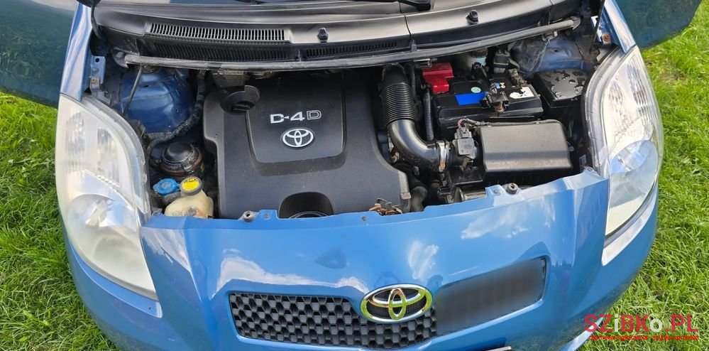 2008' Toyota Yaris 1.4 D-4D Sol Mm photo #2