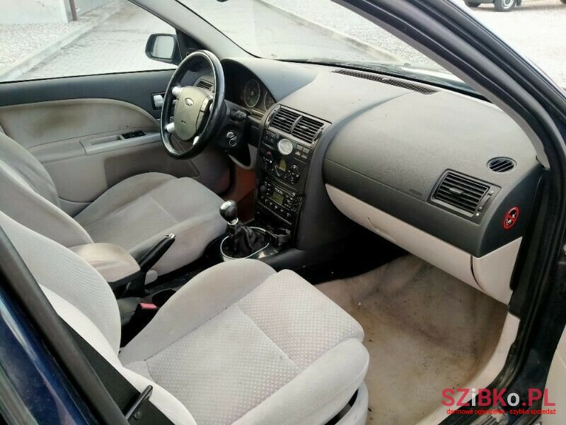 2001' Ford Mondeo photo #4