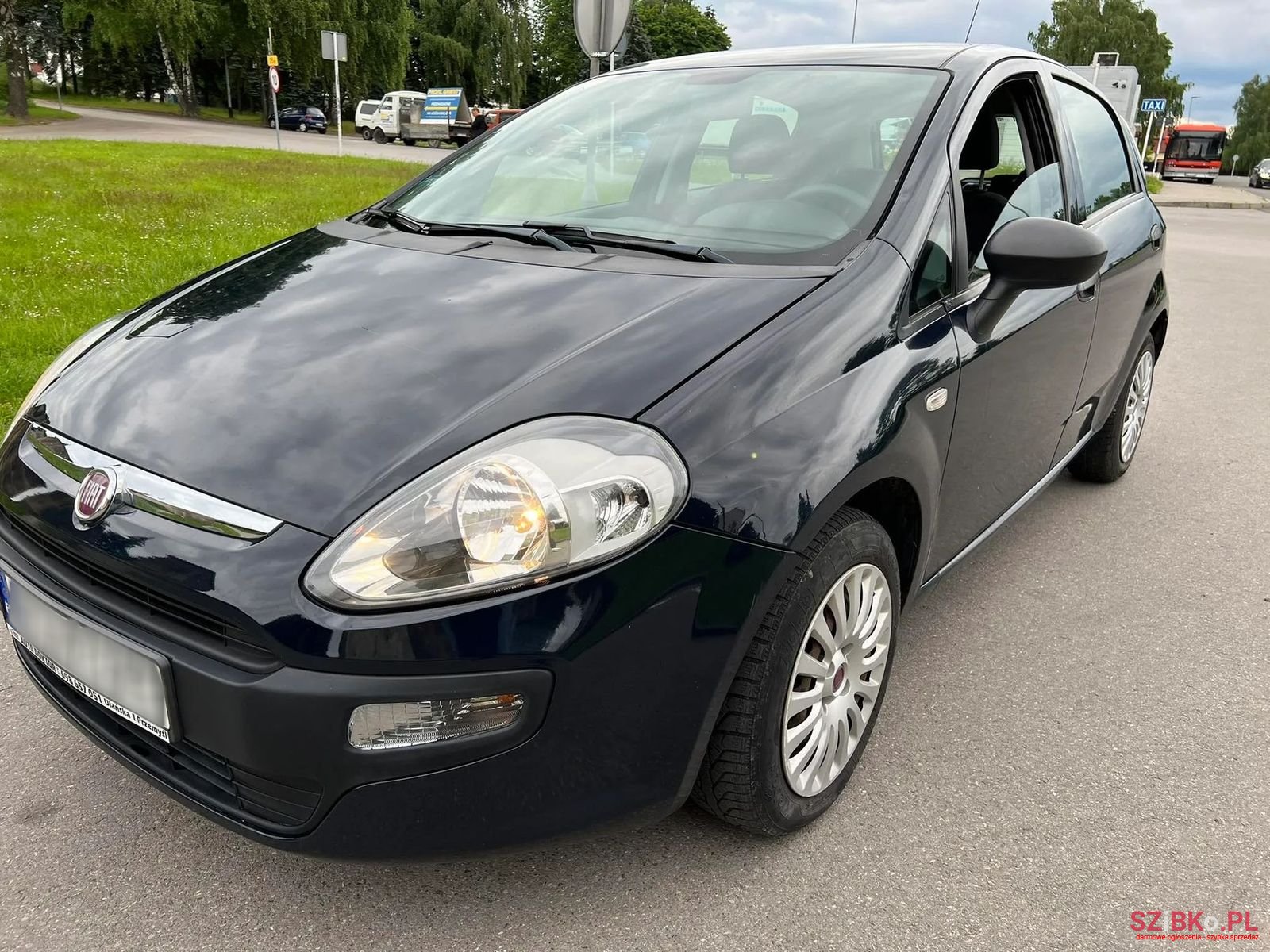 2009' Fiat Punto Evo photo #3