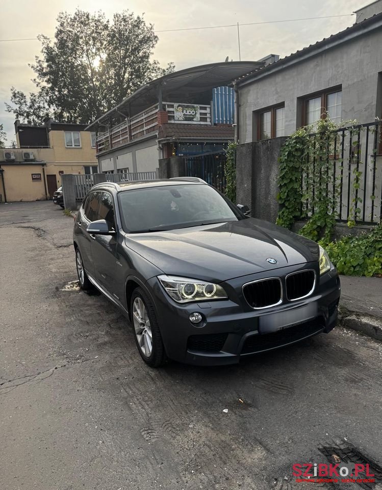 2012' BMW X1 Xdrive20I photo #3
