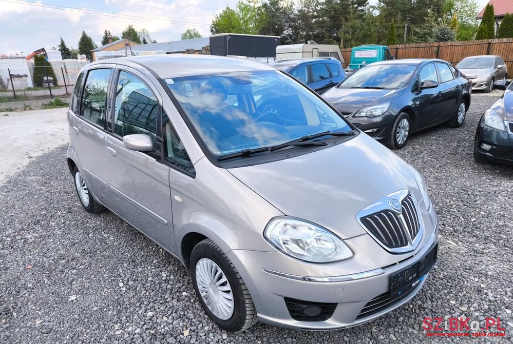 2009' Lancia Musa 1.4 8V photo #6