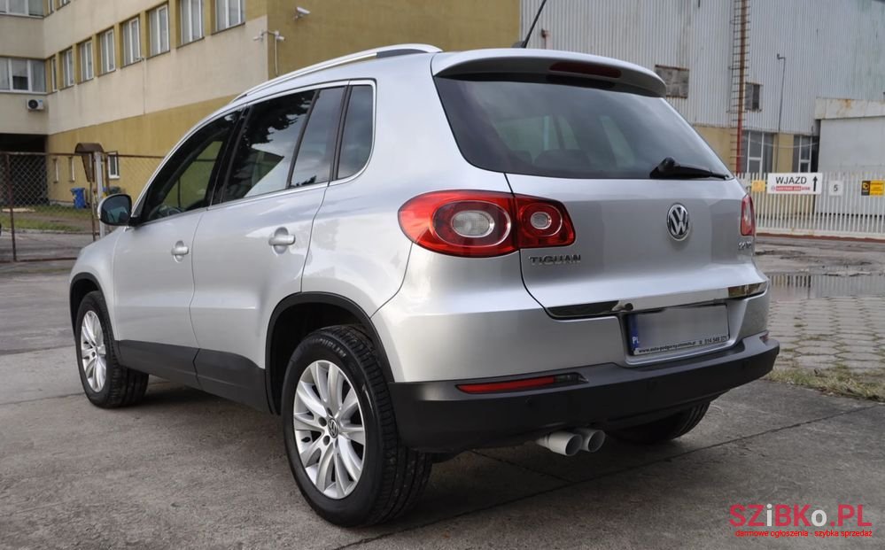 2008' Volkswagen Tiguan photo #4