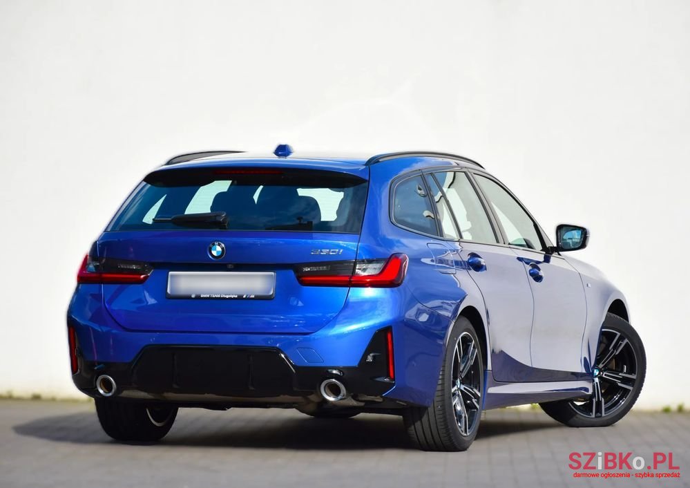 2024' BMW 3 Series photo #2