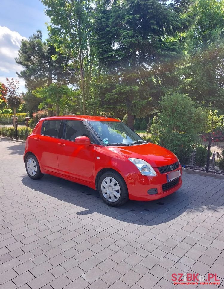 2006' Suzuki Swift 1.3 Club photo #1