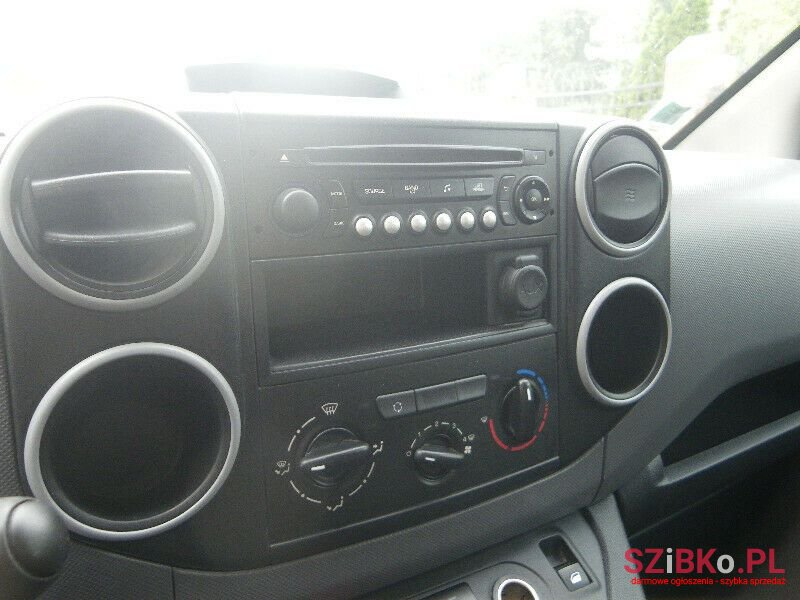 2017' Peugeot Partner photo #4