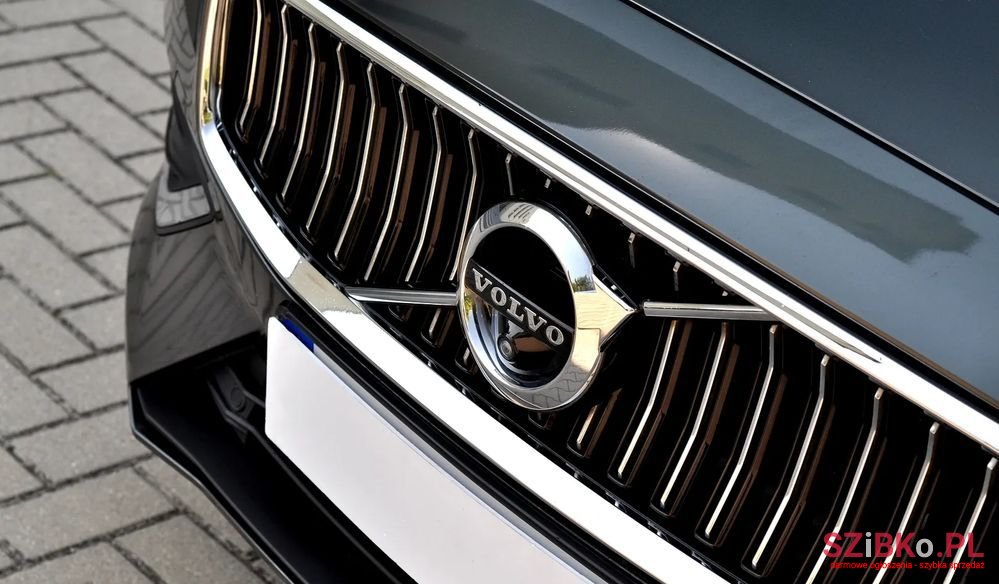 2019' Volvo V60 D3 Inscription photo #5