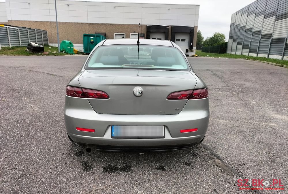 2008' Alfa Romeo 159 photo #5