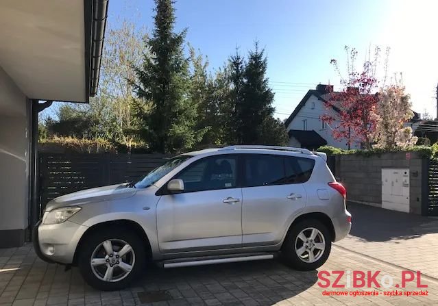 2007' Toyota RAV4 photo #1