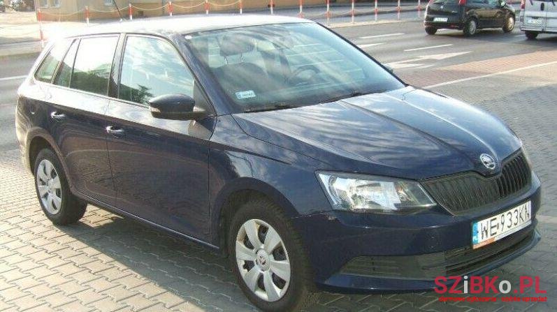 2015' Skoda Fabia photo #1