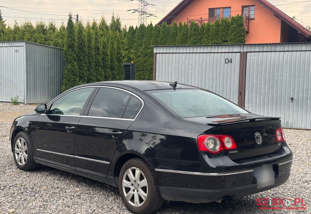 2006' Volkswagen Passat photo #6