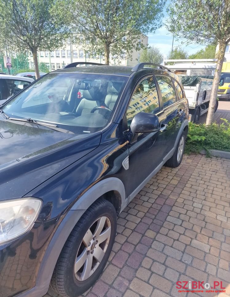 2008' Chevrolet Captiva 2.4 Ls photo #1
