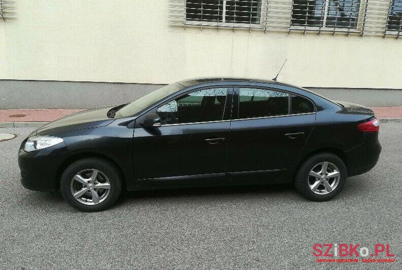 2010' Renault photo #1