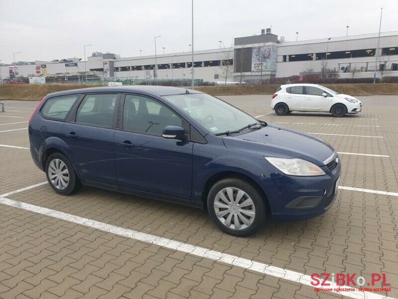 2009' Ford Focus photo #2