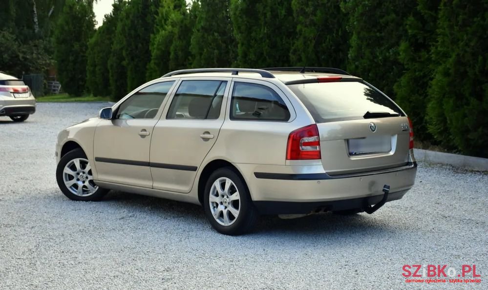 2005' Skoda Octavia 2.0 Fsi Elegance Tiptr photo #3
