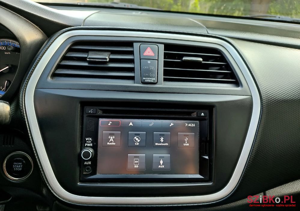 2014' Suzuki SX4 S-Cross photo #5