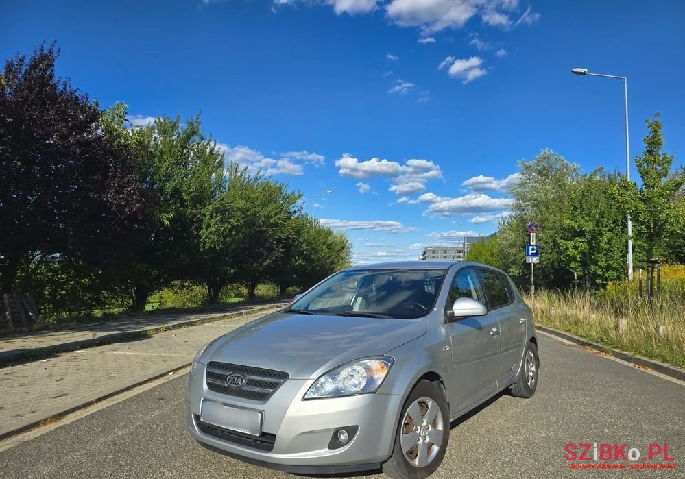 2007' Kia Ceed photo #1