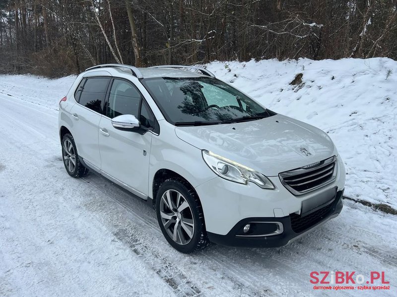 2015' Peugeot 2008 1.6 E-Hdi Allure S&S photo #3