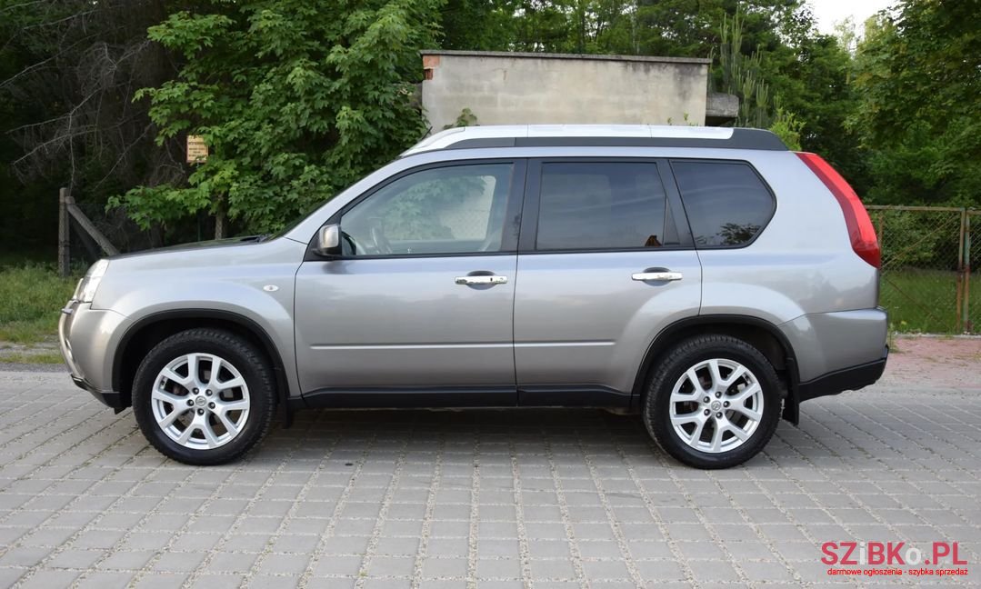 2010' Nissan X-Trail photo #6