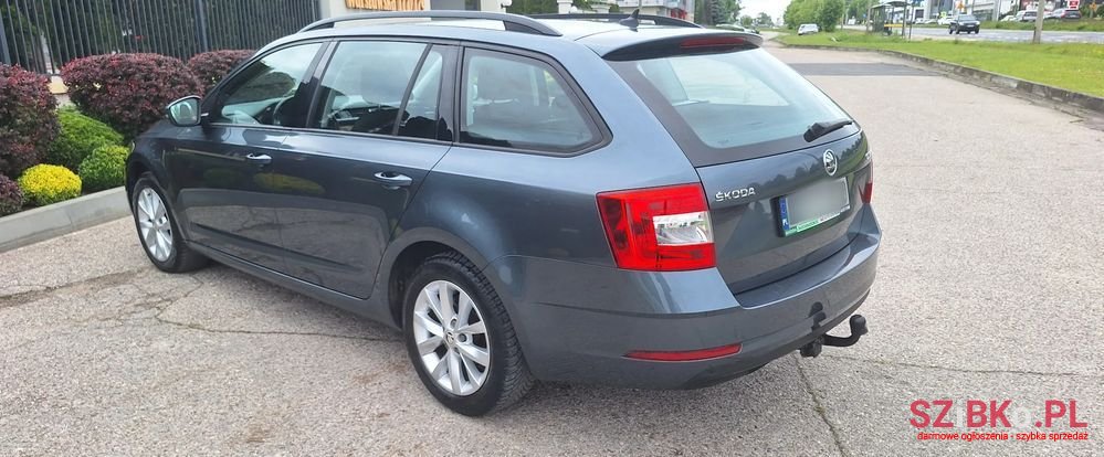 2017' Skoda Octavia 1.6 Tdi Ambition photo #4