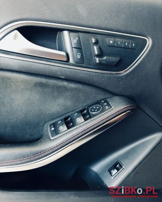 2014' Mercedes-Benz Cla photo #6