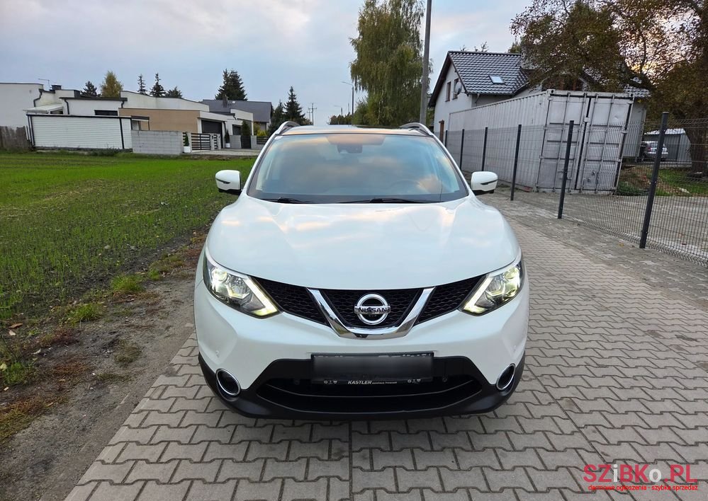 2015' Nissan Qashqai 1.6 Dci Tekna+ photo #6