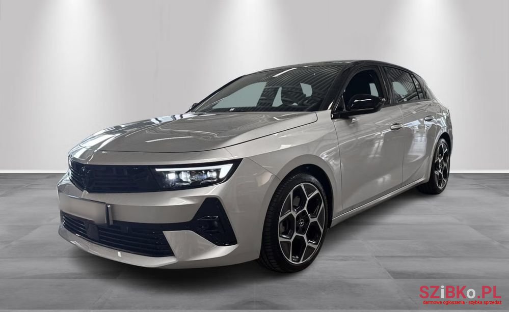 2023' Opel Astra photo #1