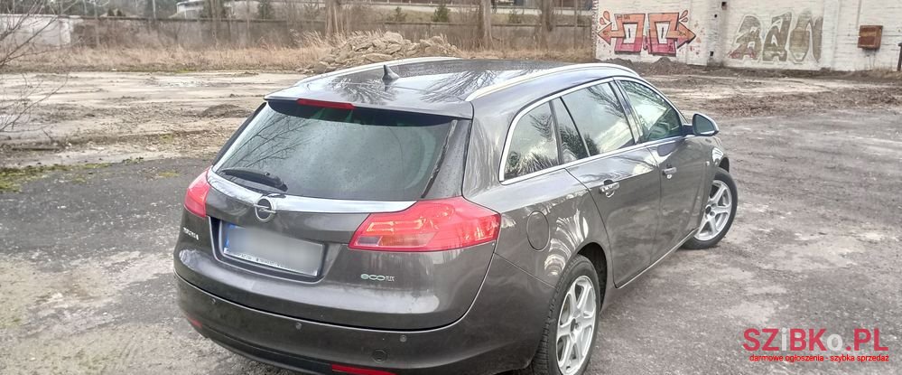 2011' Opel Insignia photo #3