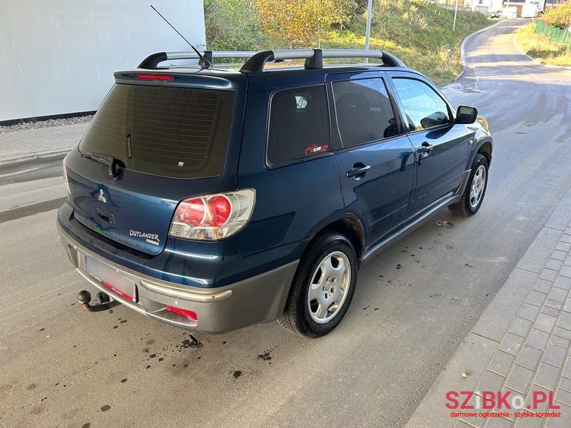 2003' Mitsubishi Outlander 2.0 Comfort 4Wd photo #3