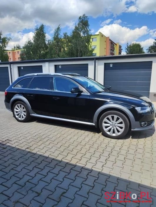 2012' Audi A4 photo #3