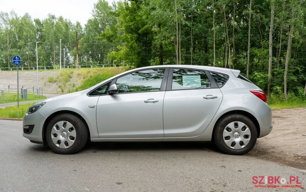 2013' Opel Astra Iv 1.7 Cdti Enjoy photo #4