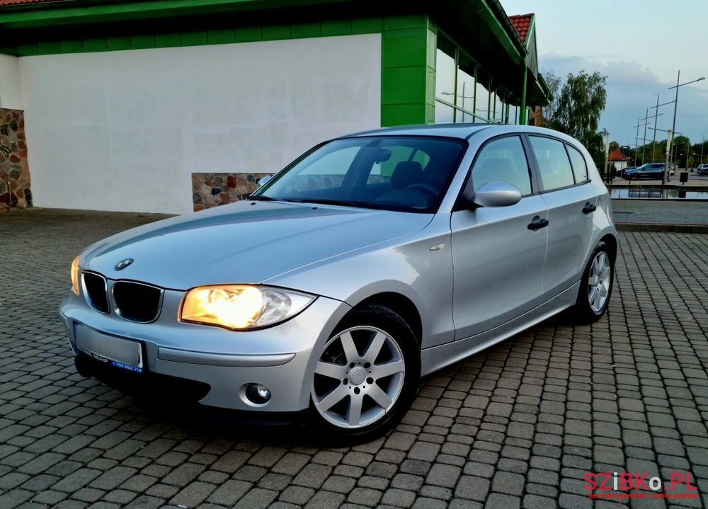 2006' BMW 1 Series 116I photo #4