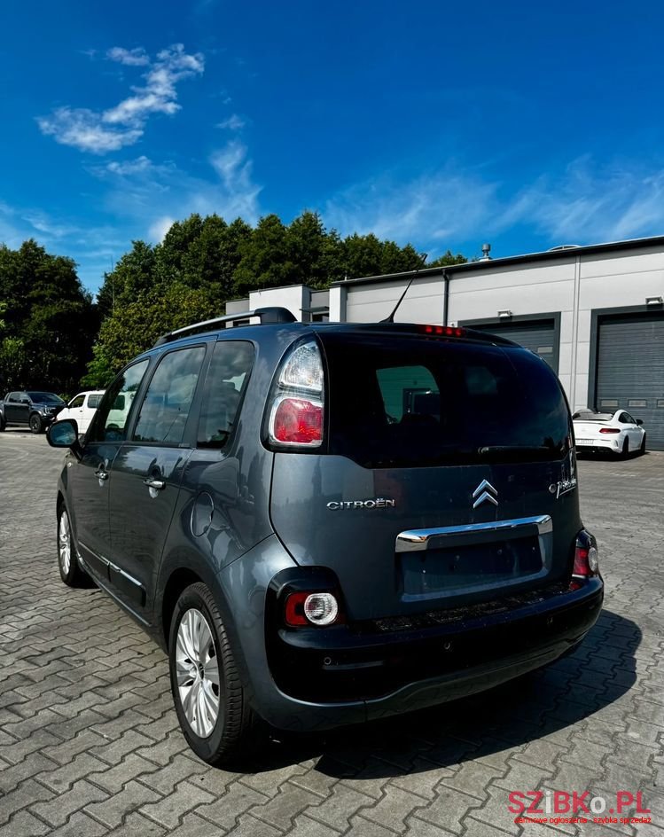 2009' Citroen C3 Picasso 1.6I Exclusive photo #4