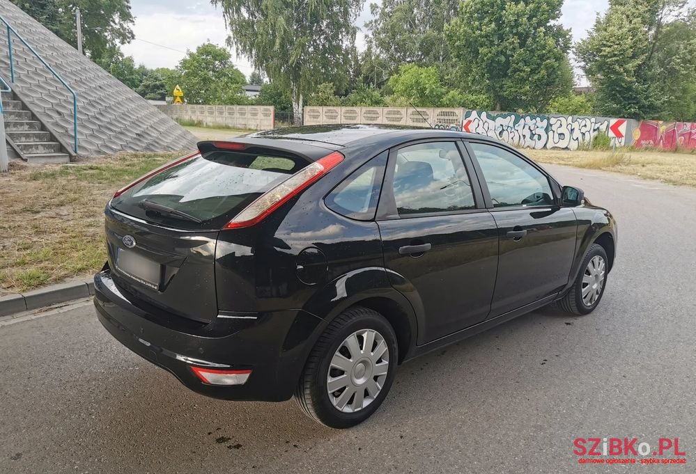 2008' Ford Focus photo #3