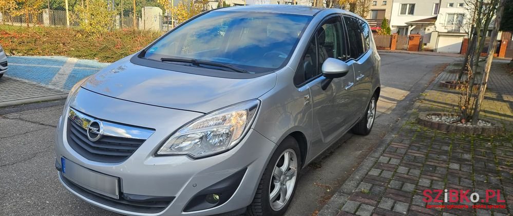 2013' Opel Meriva photo #3