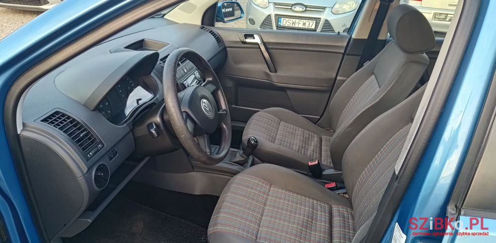 2006' Volkswagen Polo 1.4 Trendline photo #5