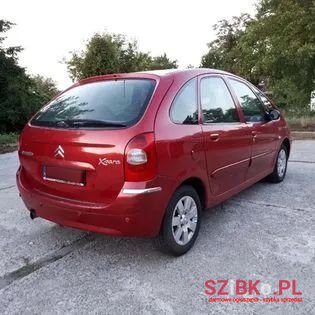 2005' Citroen Xsara Picasso photo #2
