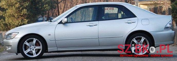 1999' Lexus IS 200 photo #2