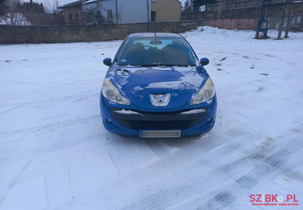 2011' Peugeot 206 Plus photo #6