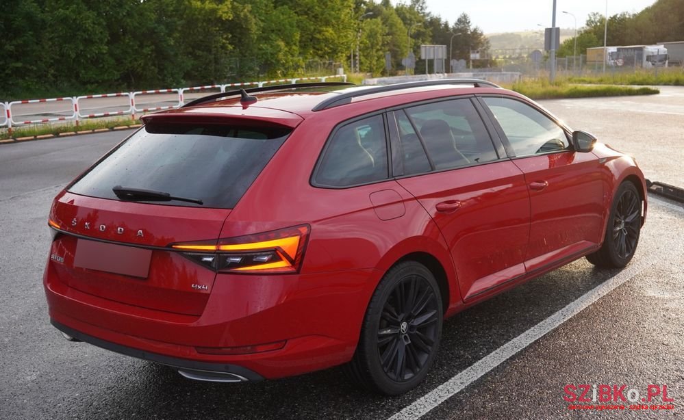 2019' Skoda Superb photo #5