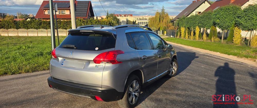 2015' Peugeot 2008 photo #5