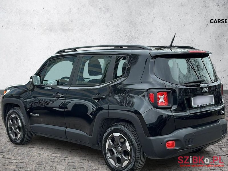 2017' Jeep Renegade photo #3